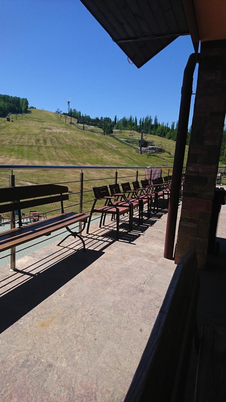 Osrodek Sportu I Rekreacji Gora Kamiensk Hotel Ozga Екстериор снимка