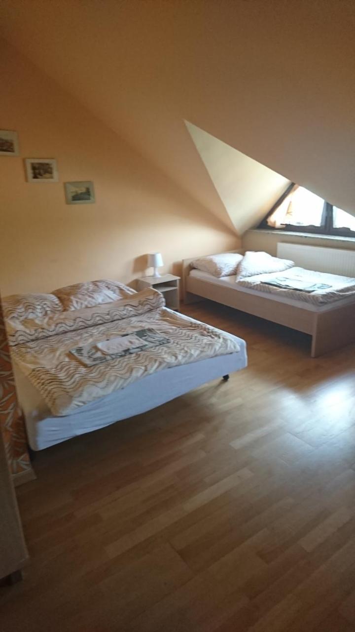 Osrodek Sportu I Rekreacji Gora Kamiensk Hotel Ozga Екстериор снимка